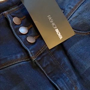 Fashion nova jeans!